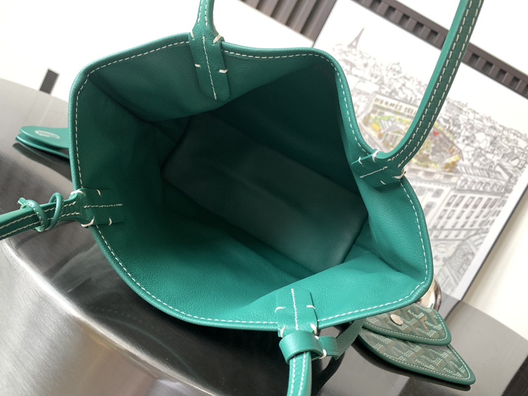 Anjou Mini Reversible Tote Bag In Green